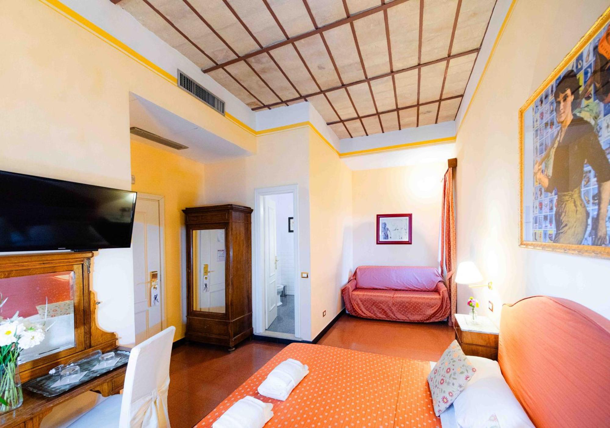 Casa De' Fiori 3* Rome